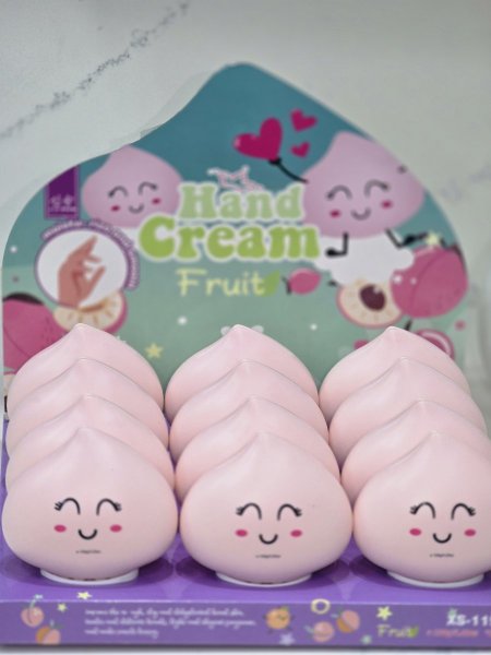 كريم مرطب اليدين بالفواكه
