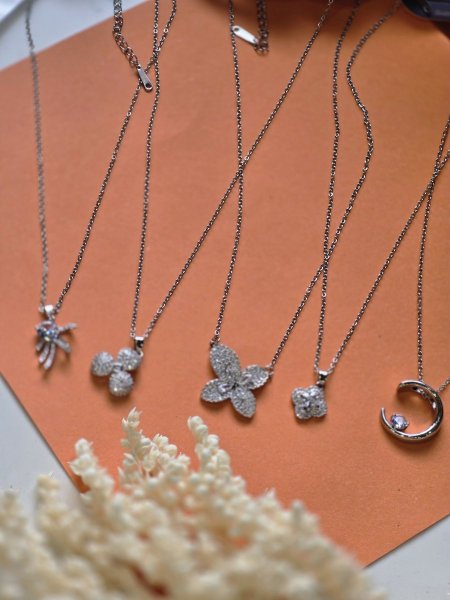 عقد جولد فيلد GZ