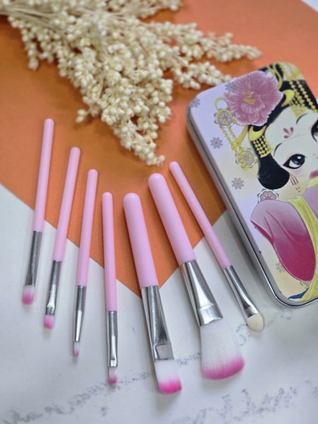 فراشي مكياج