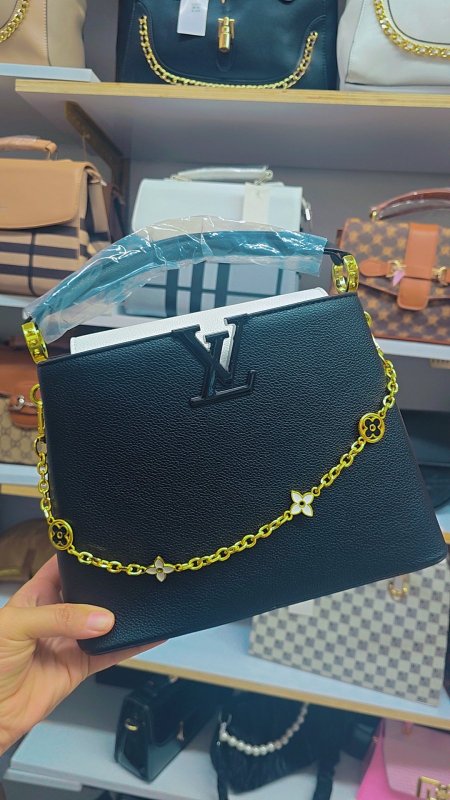 شنطة كوبي ون مع علبة واوراق