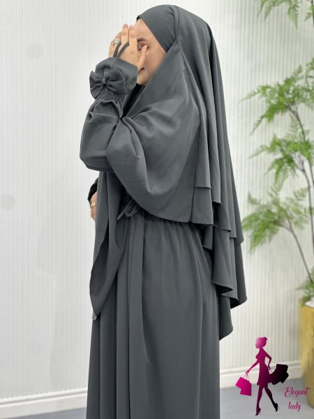 رمادي