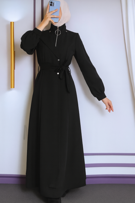 جلباب أسود