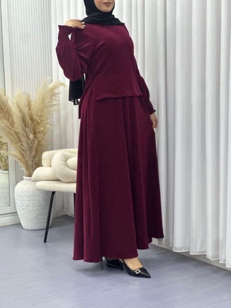 فستان خمري قطعتين واكمام زم